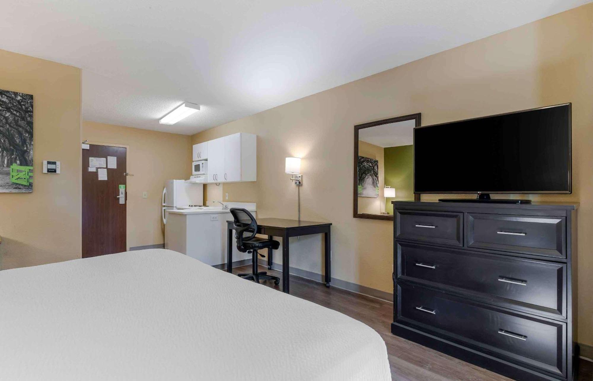 Extended Stay America Suites - Louisville - Alliant Avenue Exterior foto