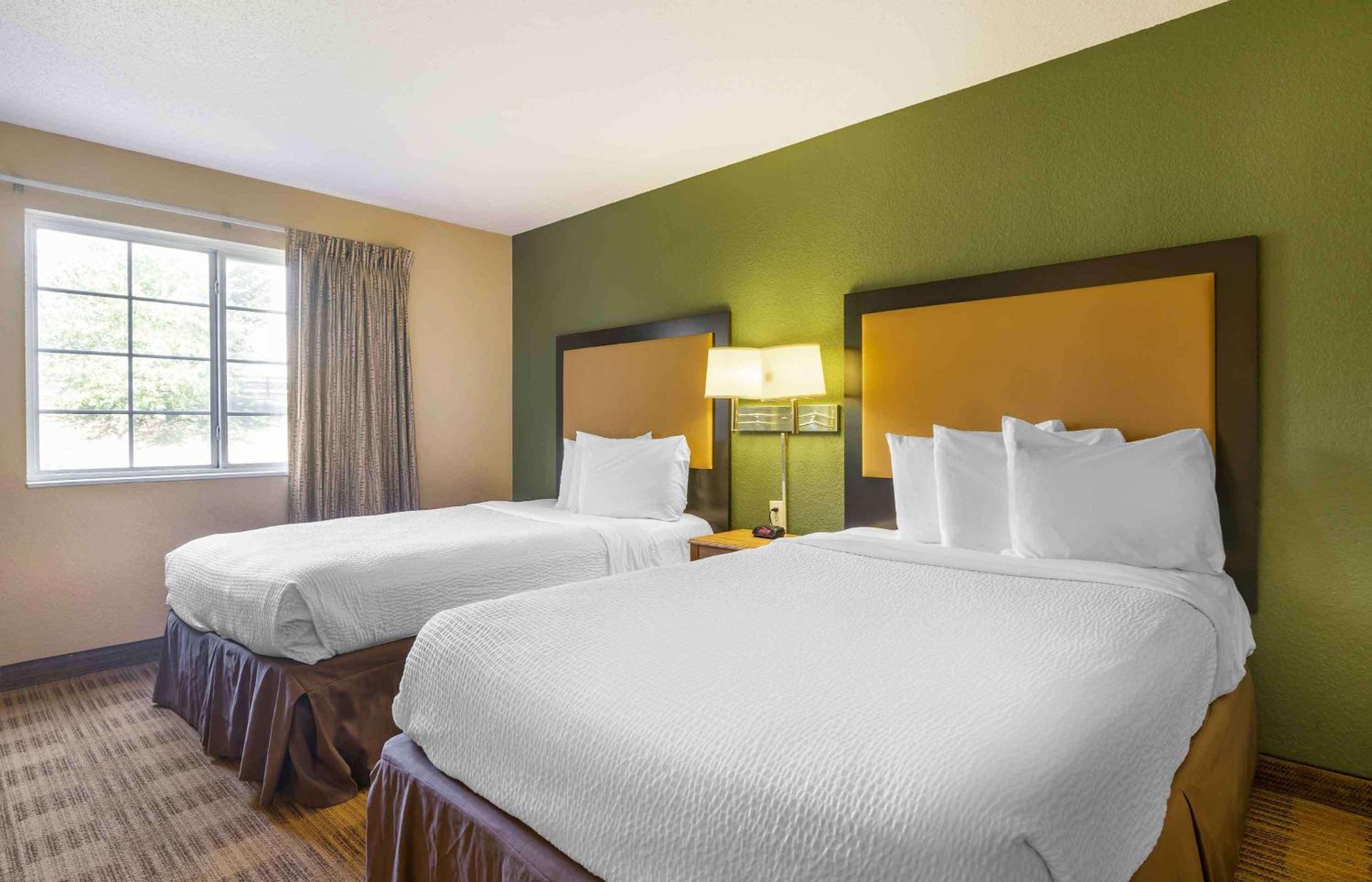 Extended Stay America Suites - Louisville - Alliant Avenue Exterior foto